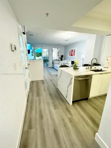 2501 S Ocean Drive Hollywood FL 33019