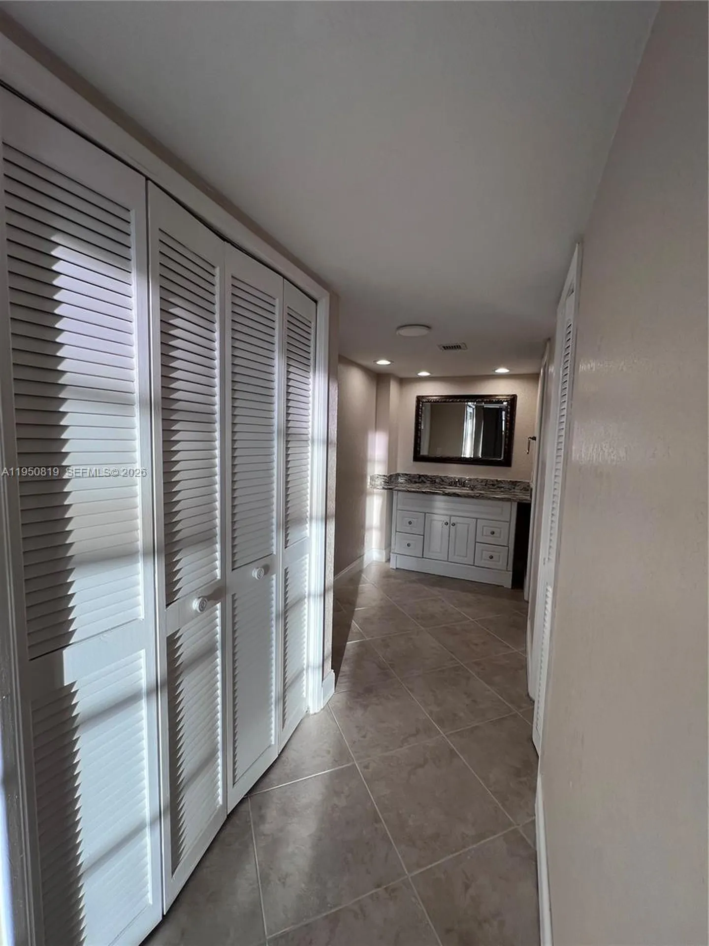 907 Cypress Terrace Pompano Beach FL 33069
