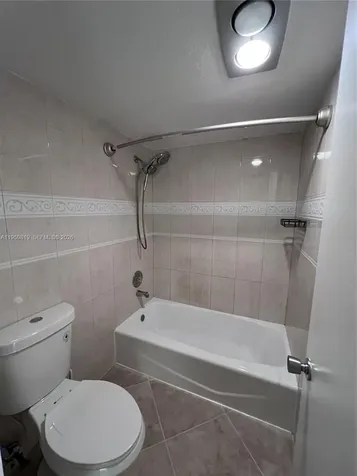 907 Cypress Terrace Pompano Beach FL 33069