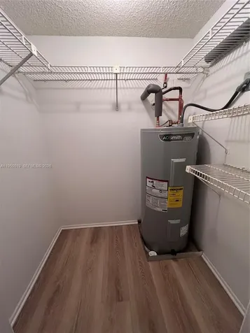 907 Cypress Terrace Pompano Beach FL 33069