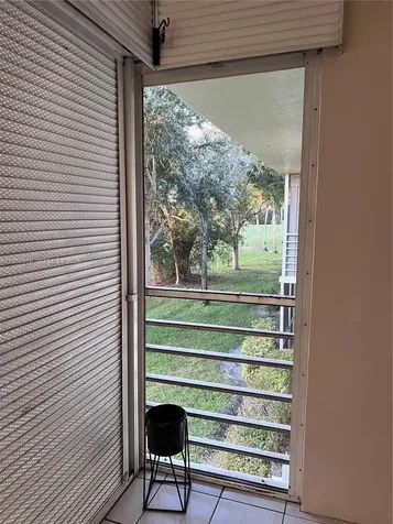 907 Cypress Terrace Pompano Beach FL 33069