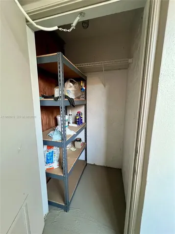 907 Cypress Terrace Pompano Beach FL 33069