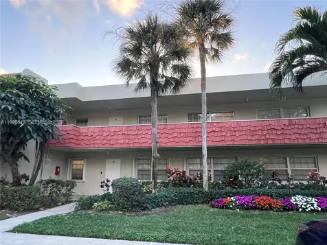 907 Cypress Terrace Pompano Beach FL 33069