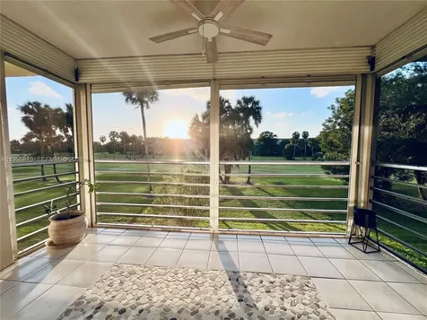 907 Cypress Terrace Pompano Beach FL 33069