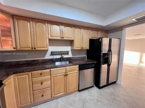 907 Cypress Terrace Pompano Beach FL 33069