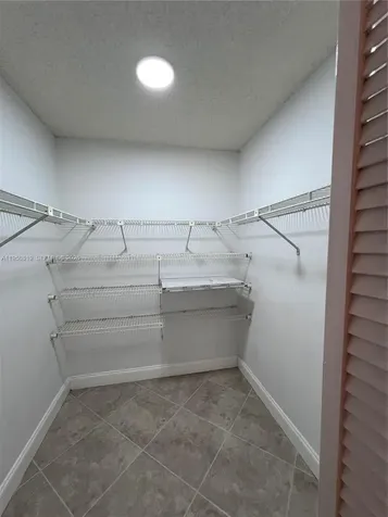 907 Cypress Terrace Pompano Beach FL 33069