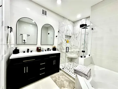 814 NE 19th Avenue Fort Lauderdale FL 33304