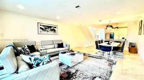 814 NE 19th Avenue Fort Lauderdale FL 33304