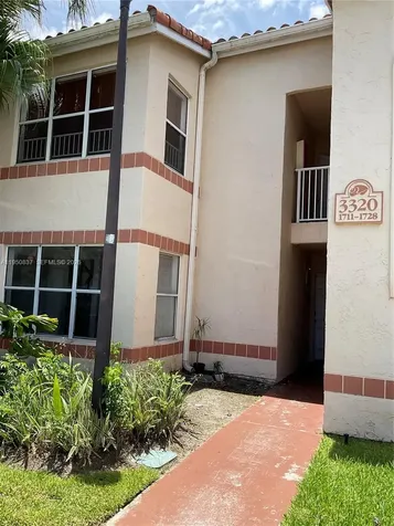 3320 N Pinewalk Drive N Margate FL 33063