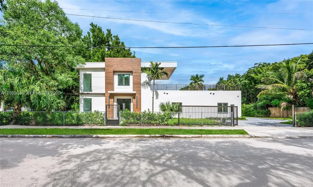 101 SW 25th Road Miami FL 33129