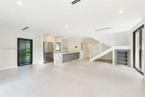 101 SW 25th Road Miami FL 33129