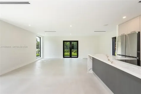 101 SW 25th Road Miami FL 33129
