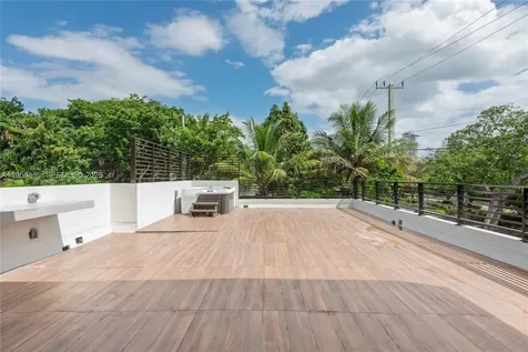 101 SW 25th Road Miami FL 33129