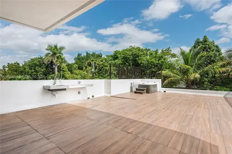 101 SW 25th Road Miami FL 33129