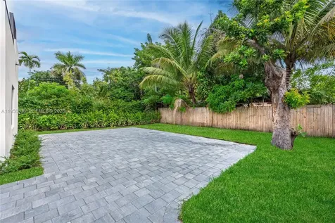 101 SW 25th Road Miami FL 33129