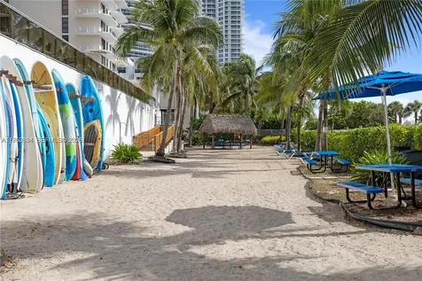 6039 Collins Avenue Miami Beach FL 33140