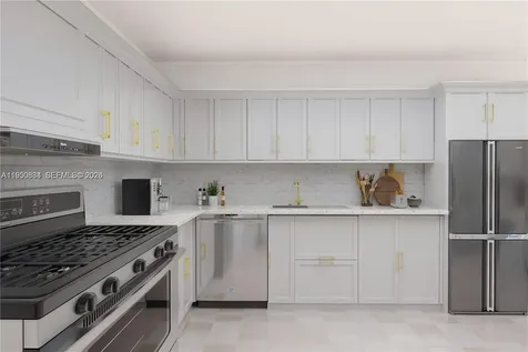 6039 Collins Avenue Miami Beach FL 33140
