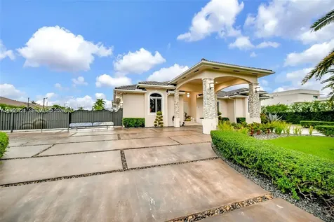433 NW 127th Avenue Miami FL 33182