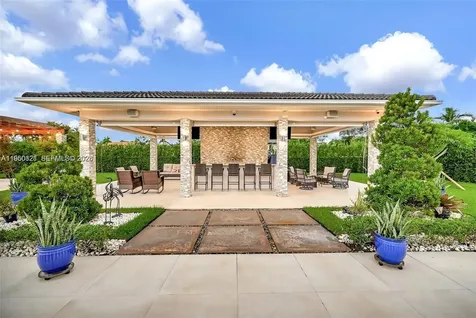 433 NW 127th Avenue Miami FL 33182