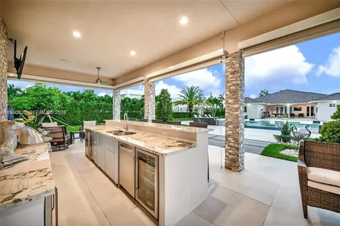 433 NW 127th Avenue Miami FL 33182
