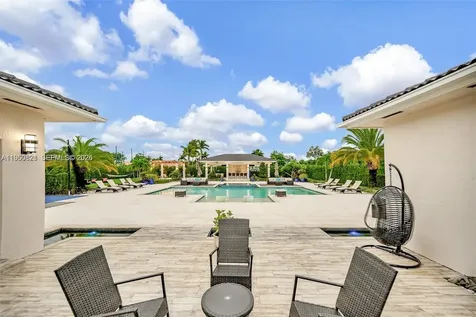 433 NW 127th Avenue Miami FL 33182
