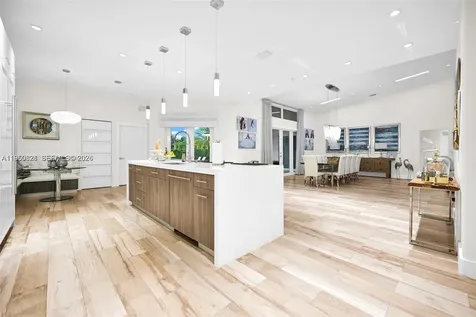 433 NW 127th Avenue Miami FL 33182