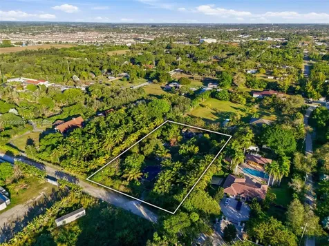 12325 SW 240th Street Homestead FL 33032