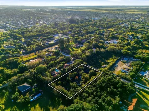 12325 SW 240th Street Homestead FL 33032