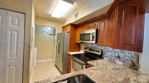 577 SW 111th Lane Pembroke Pines FL 33025