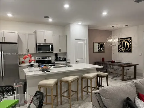 784 SE 19th Street Homestead FL 33034