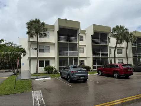 4235 N University Drive Sunrise FL 33351