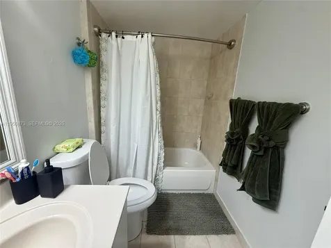 10413 N Kendall Drive Miami FL 33176
