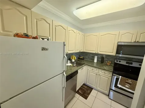 10413 N Kendall Drive Miami FL 33176