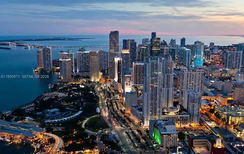 151 SE 1st Street Miami FL 33131