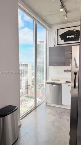 151 SE 1st Street Miami FL 33131