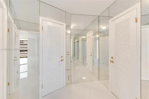 1121 Crandon Boulevard Key Biscayne FL 33149