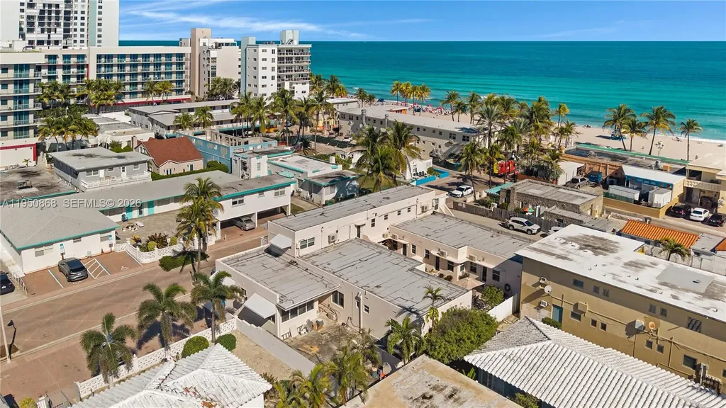 320 New York Street Hollywood FL 33019