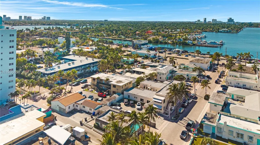 320 New York Street Hollywood FL 33019