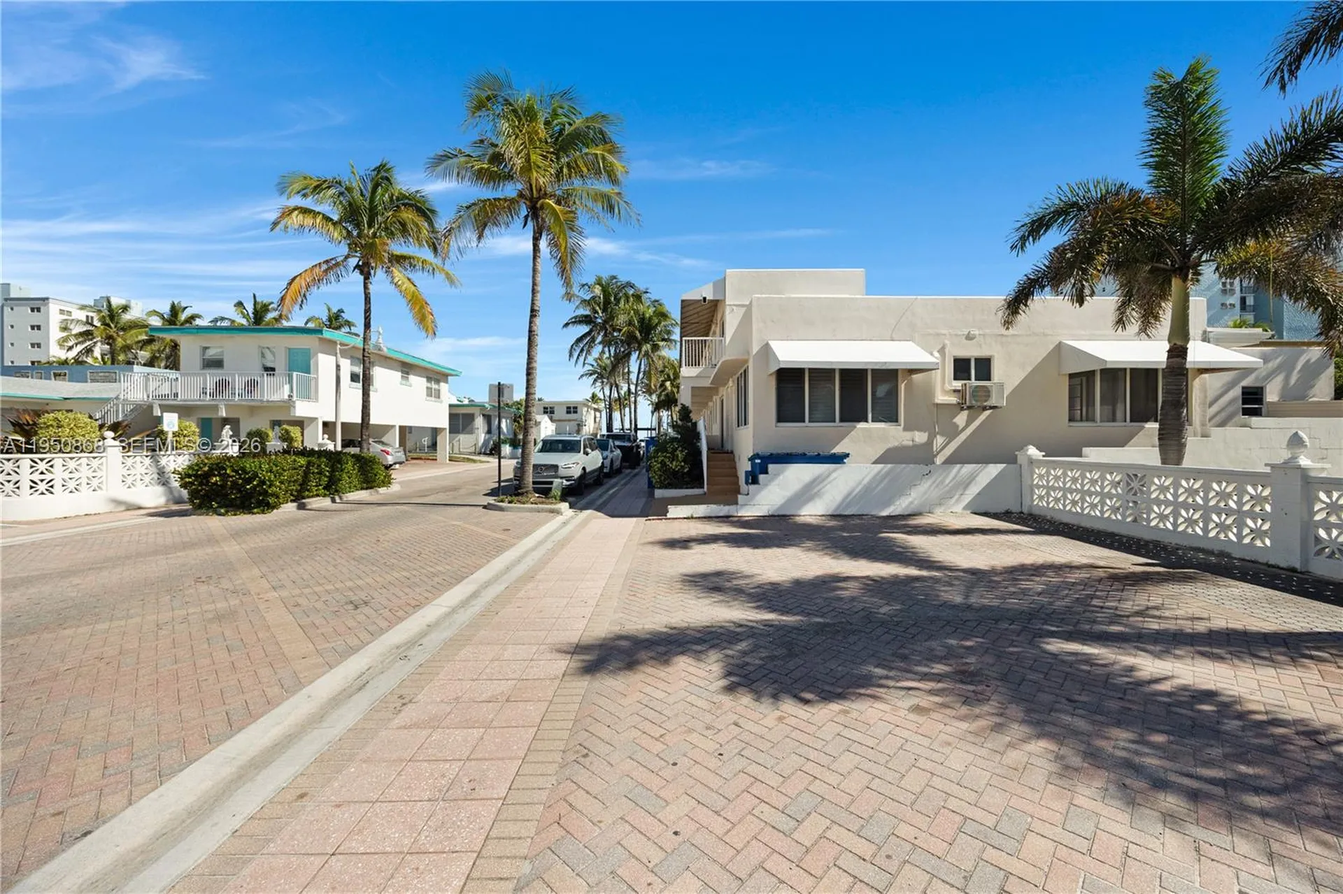 320 New York Street Hollywood FL 33019