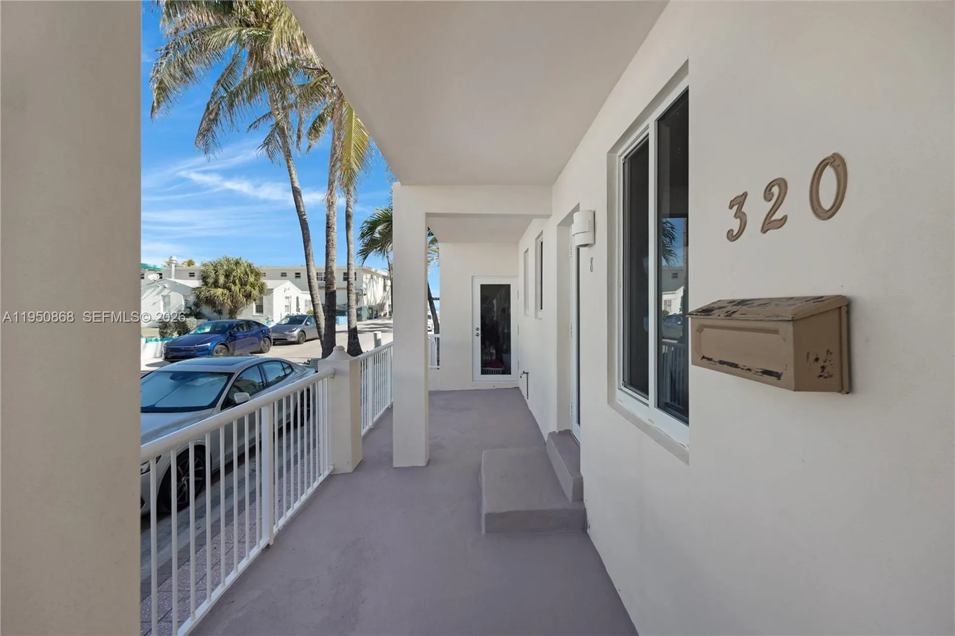 320 New York Street Hollywood FL 33019