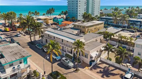 320 New York Street Hollywood FL 33019