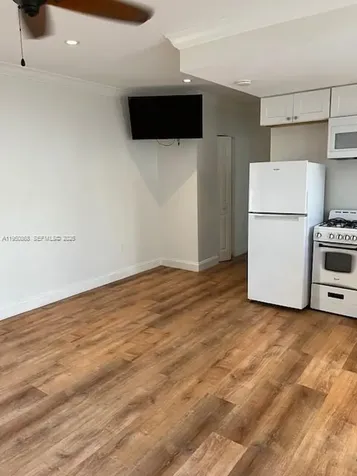 320 New York Street Hollywood FL 33019