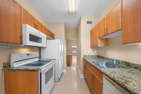 9725 Bay Harbor Terrace Bay Harbor Islands FL 33154