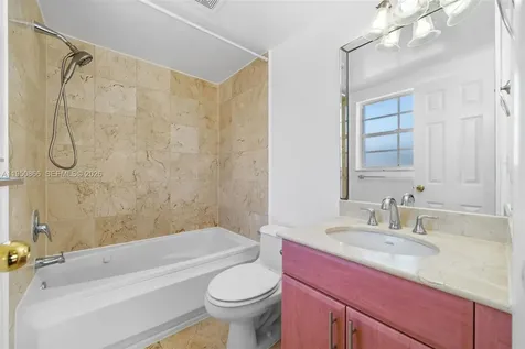 9725 Bay Harbor Terrace Bay Harbor Islands FL 33154