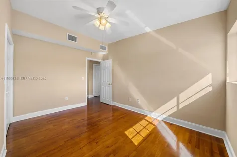 9725 Bay Harbor Terrace Bay Harbor Islands FL 33154