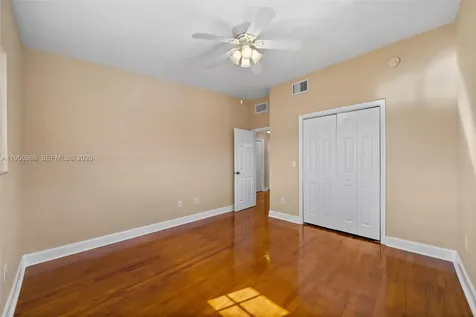 9725 Bay Harbor Terrace Bay Harbor Islands FL 33154