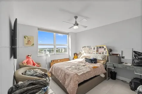 19501 W Country Club Drive Aventura FL 33180