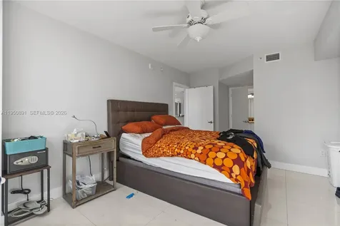 19501 W Country Club Drive Aventura FL 33180