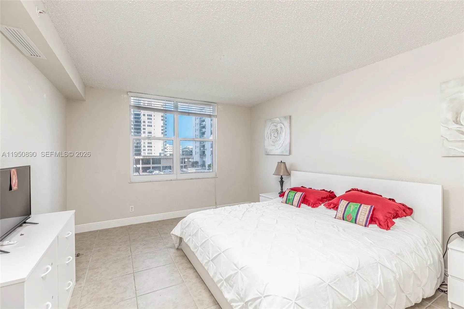 2501 S Ocean Drive Hollywood FL 33019