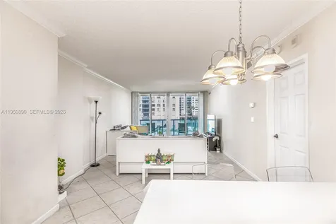 2501 S Ocean Drive Hollywood FL 33019